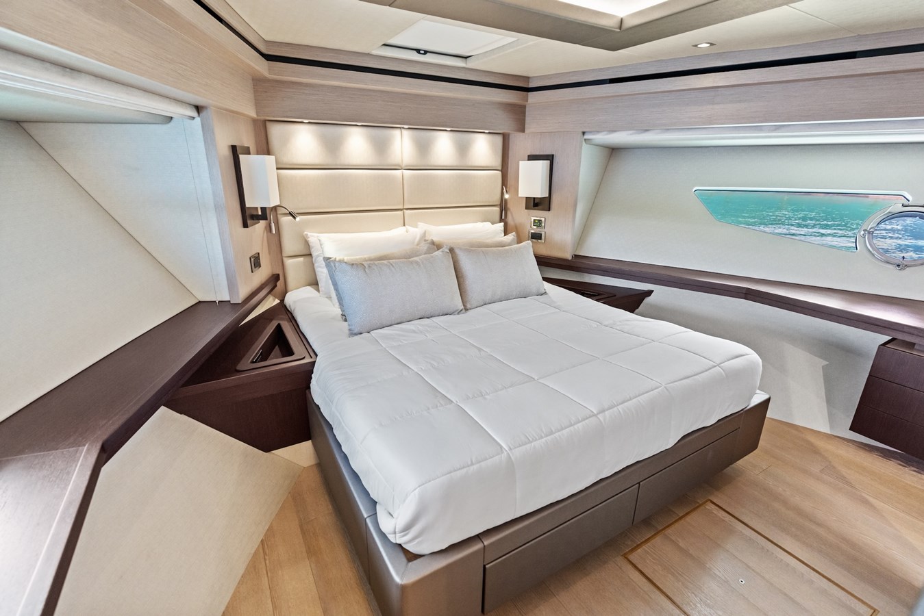 Sunseeker Motor Yacht AQUA VISTA For Sale