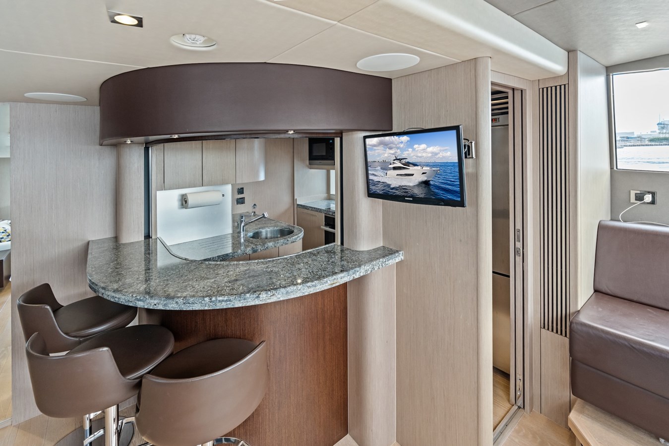 Sunseeker Motor Yacht AQUA VISTA For Sale