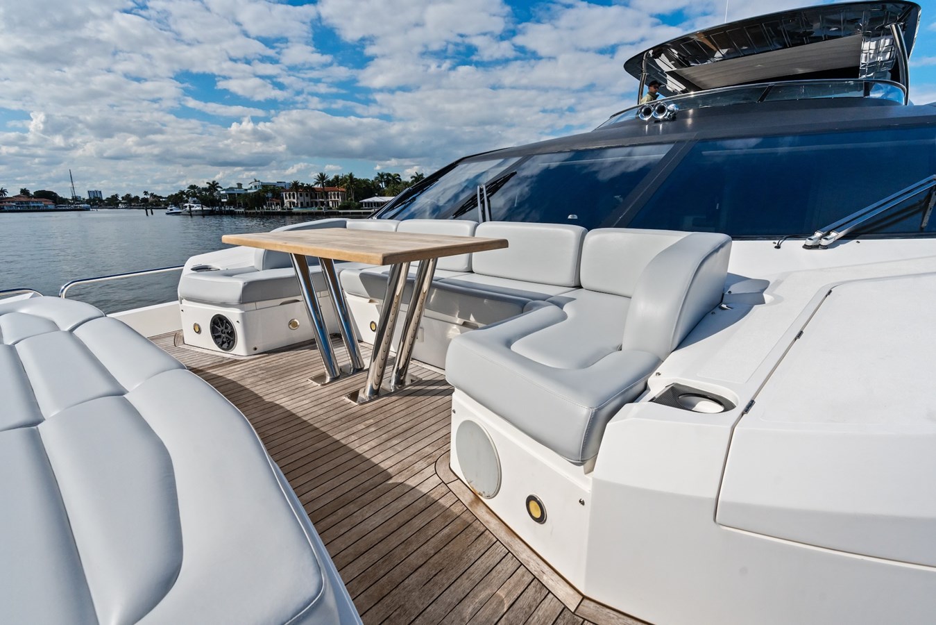 Sunseeker Motor Yacht AQUA VISTA For Sale