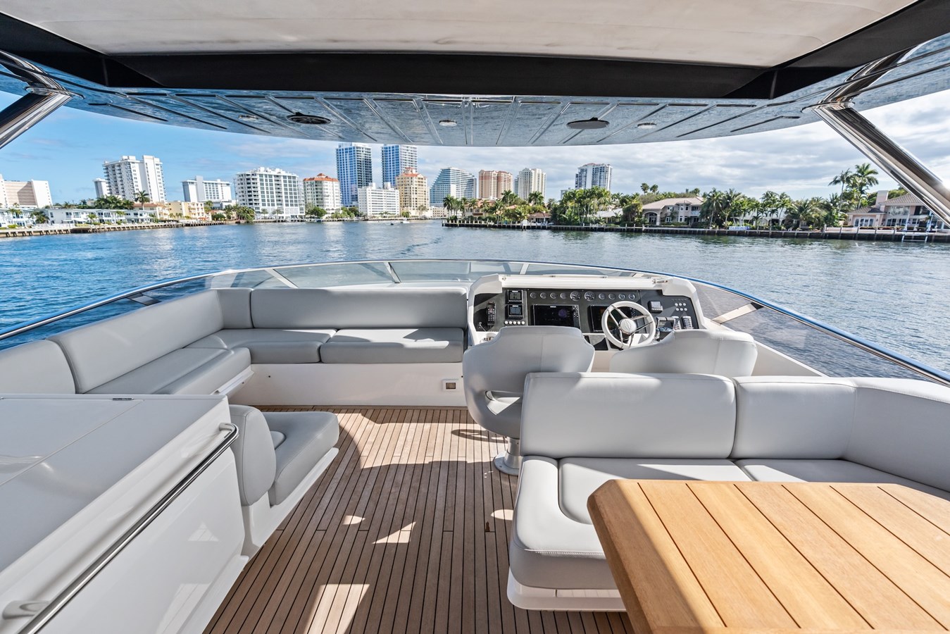 Sunseeker Motor Yacht AQUA VISTA For Sale