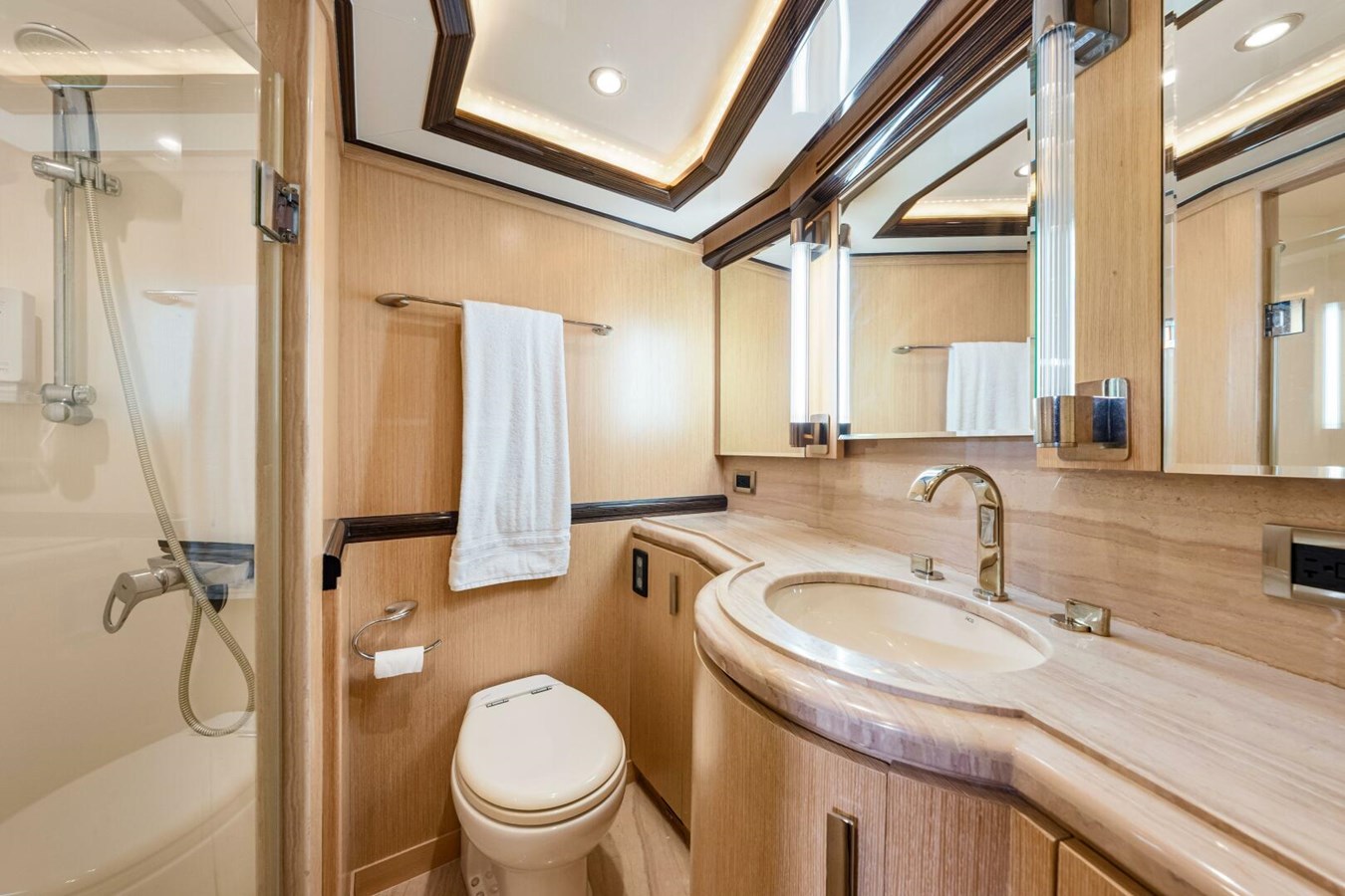 Ocean Alexander Motor Yacht Relentless For Sale