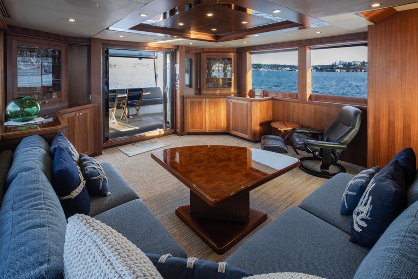 Ocean Alexander Motor Yacht Rhondavous  For Sale
