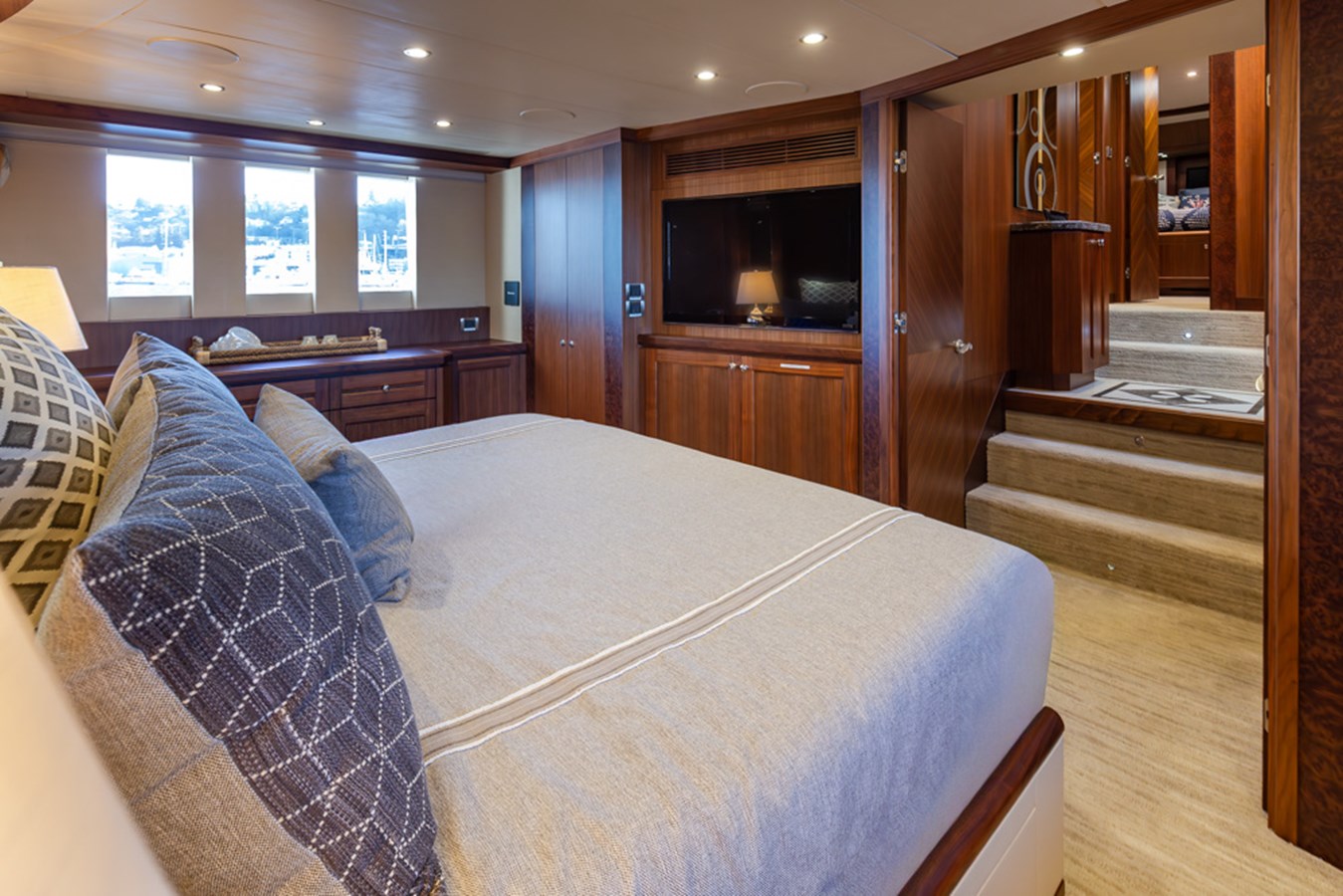 Ocean Alexander Motor Yacht Rhondavous  For Sale