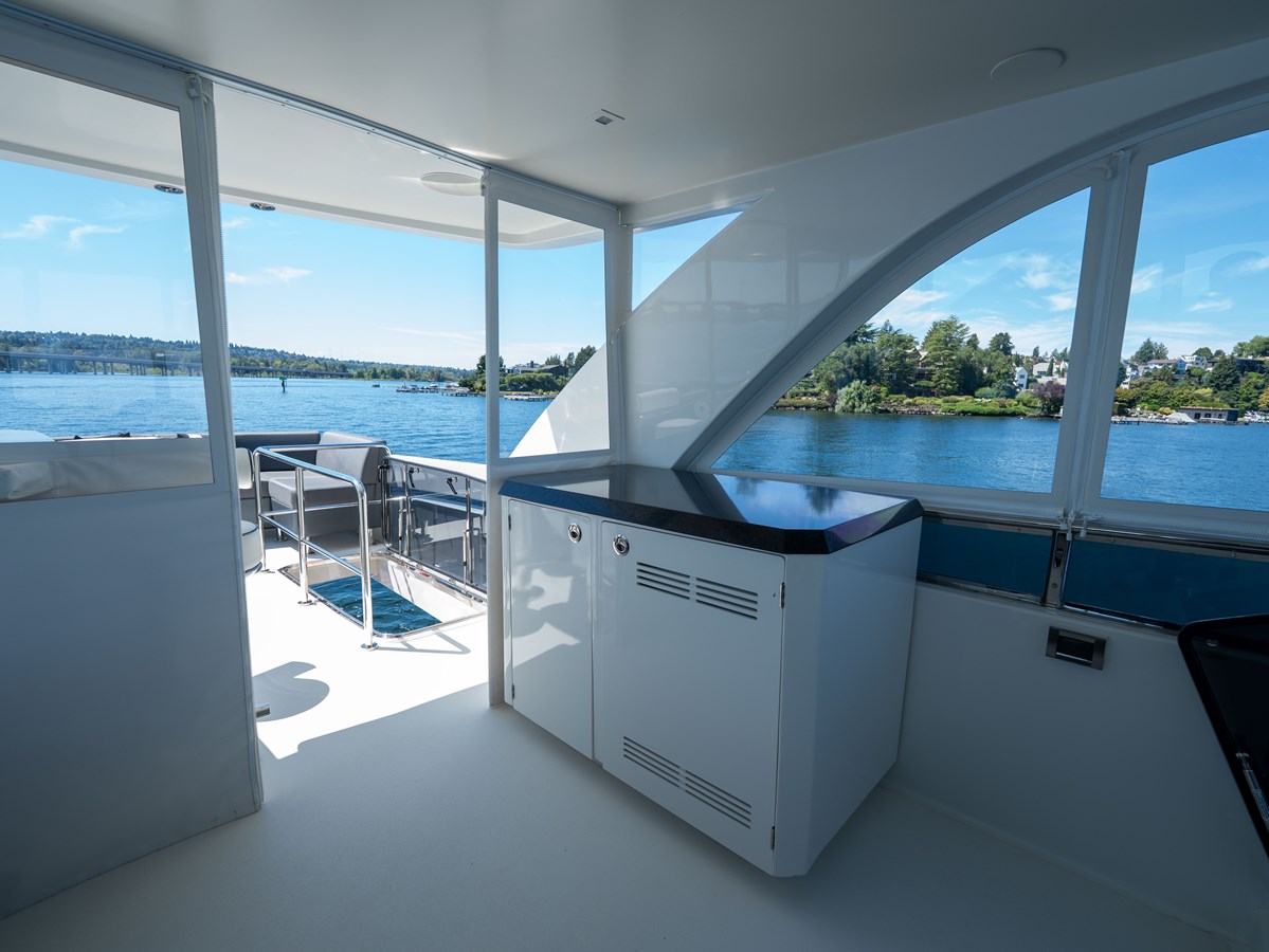 Ocean Alexander Motor Yacht Sub-Par For Sale