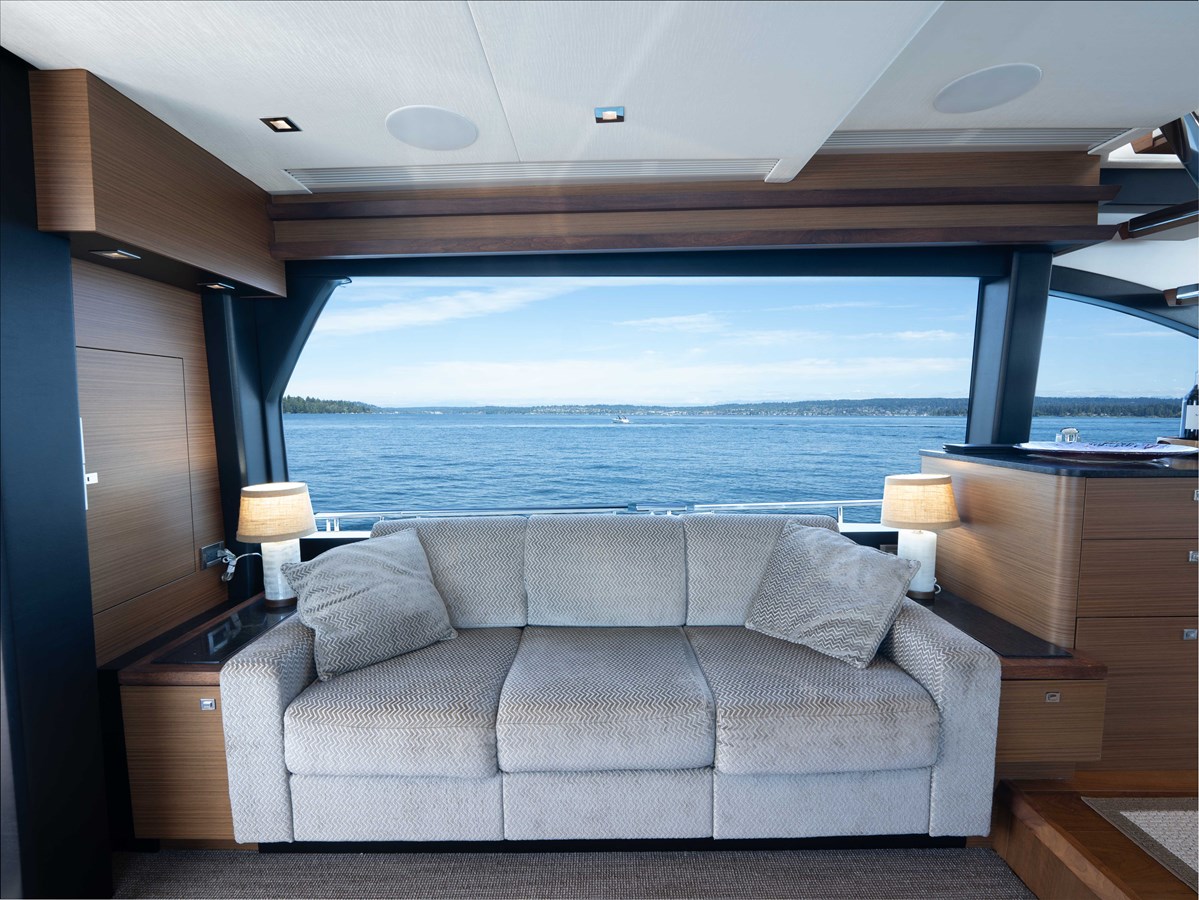 Ocean Alexander Motor Yacht Sub-Par For Sale