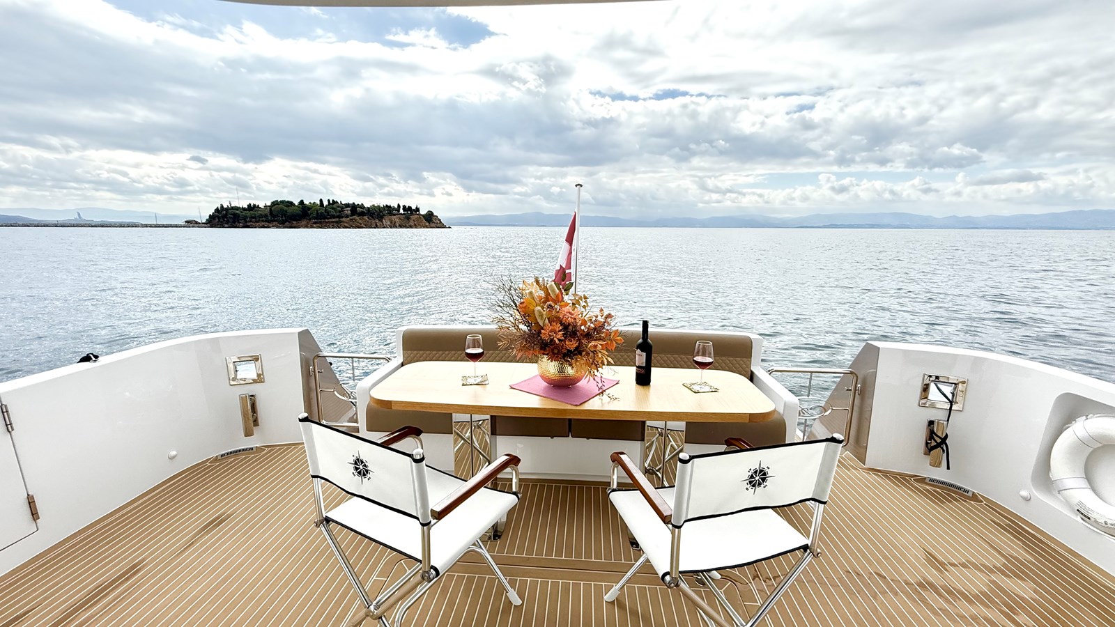 Altima Motor Yacht Sea at Last For Sale