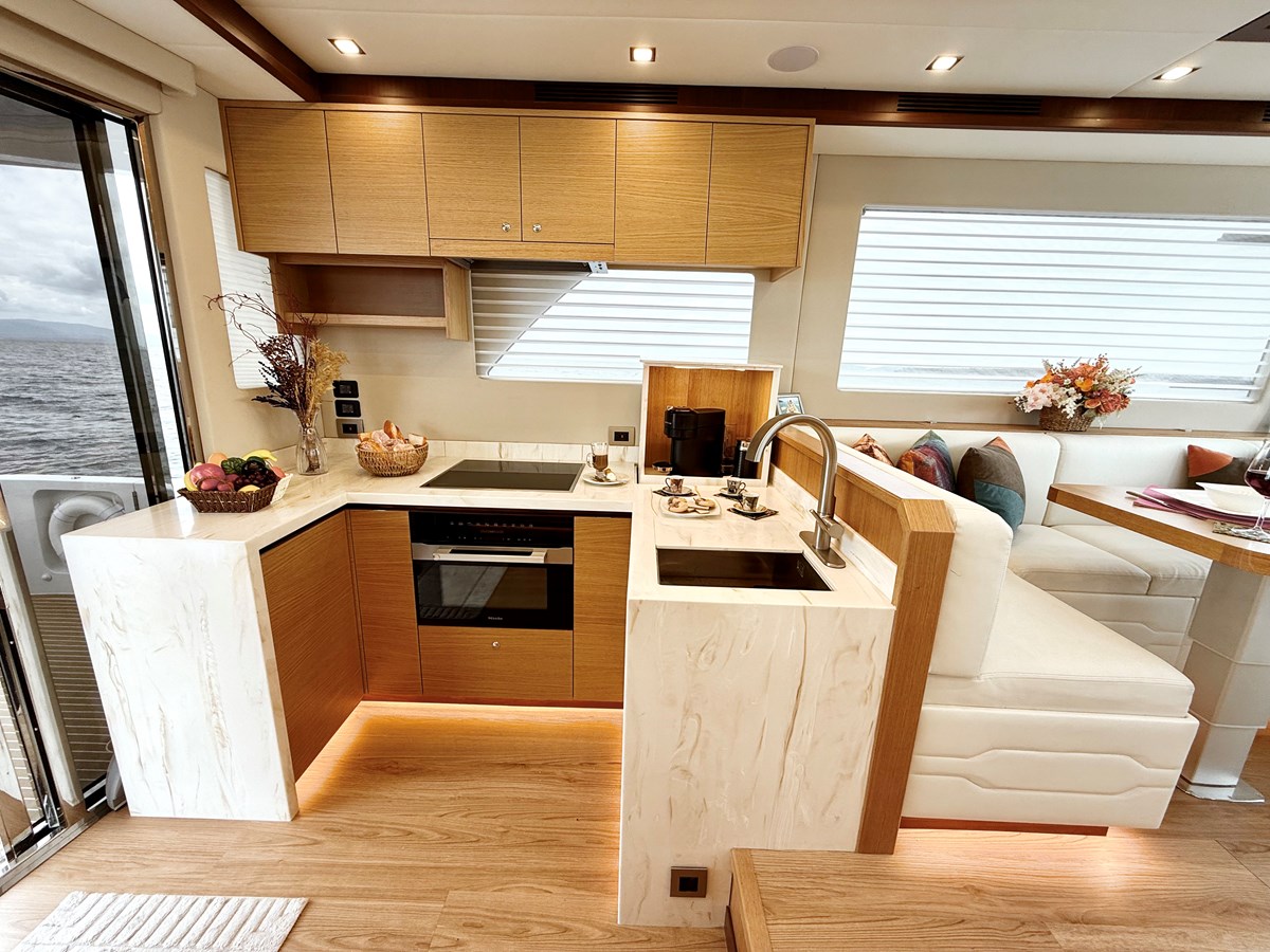 Altima Motor Yacht Sea at Last For Sale
