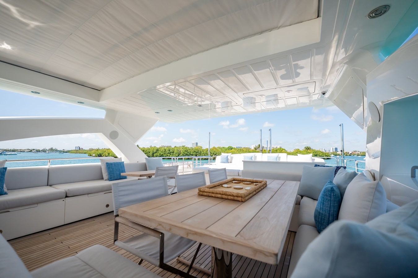 Sunseeker Motor Yacht PRECIOSO For Sale