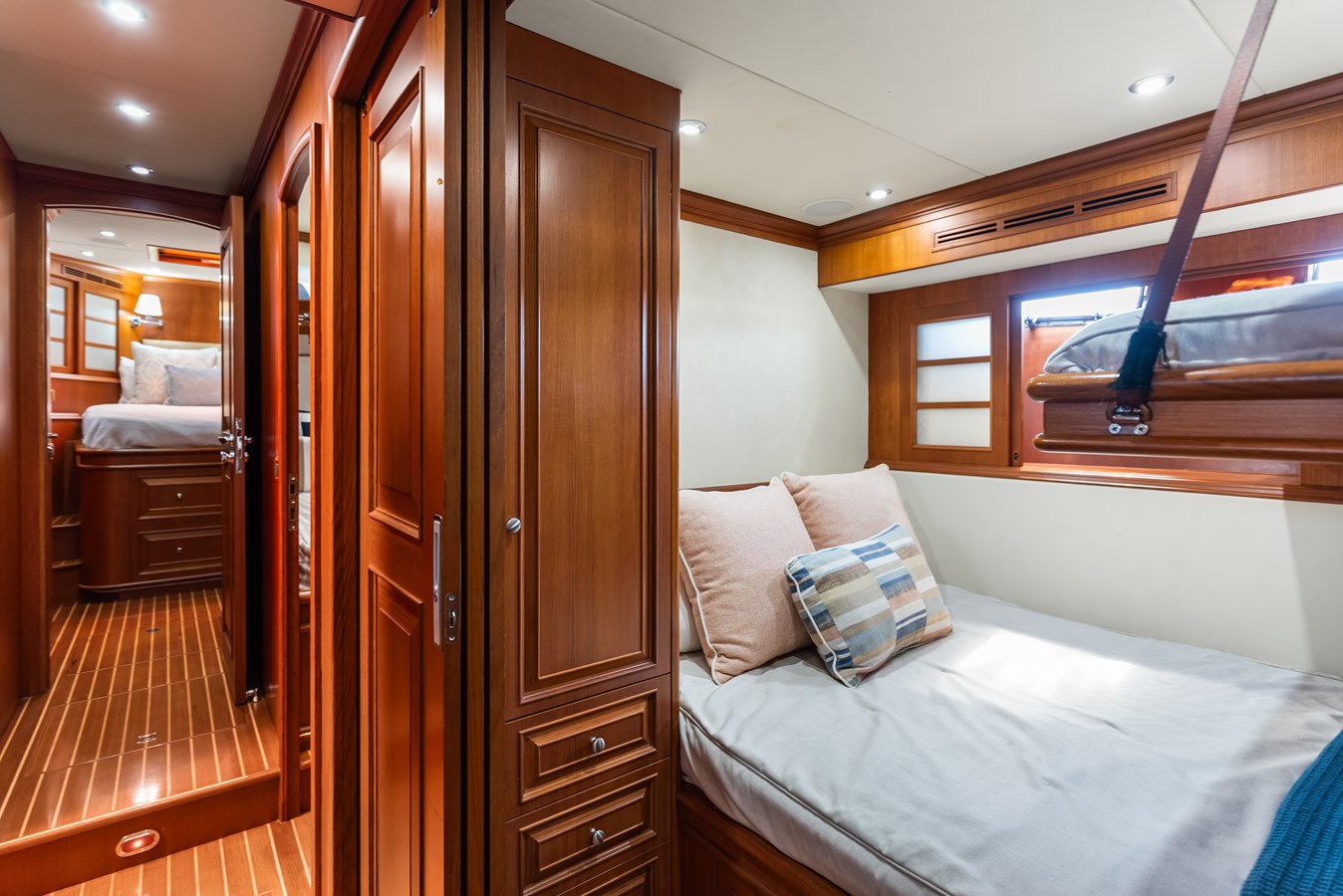 Grand Banks Marine Motor Boat Encore For Sale