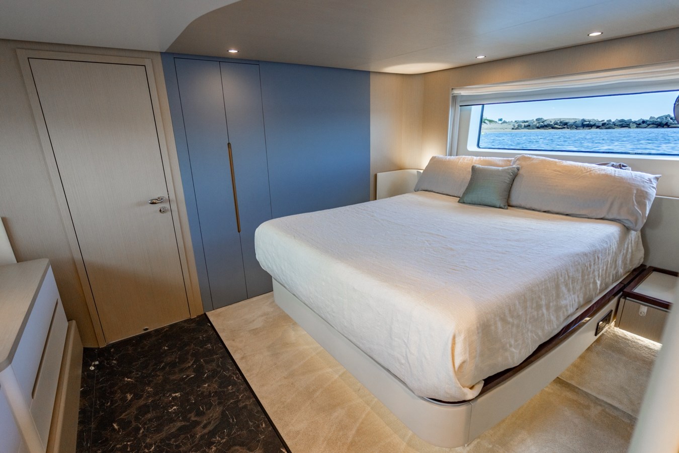 Azimut Yachts Motor Yacht EFFORTLESS For Sale