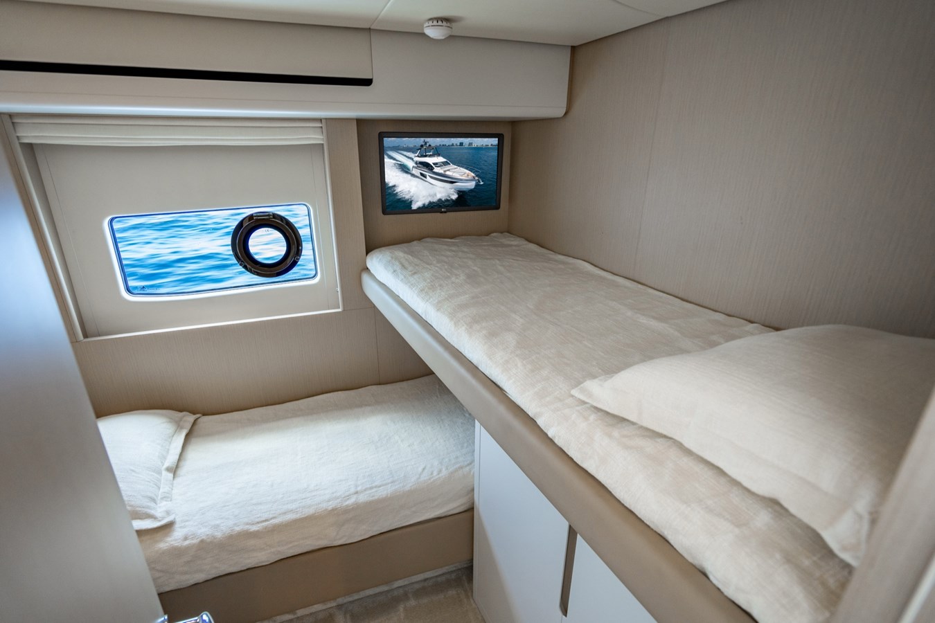 Azimut Yachts Motor Yacht EFFORTLESS For Sale