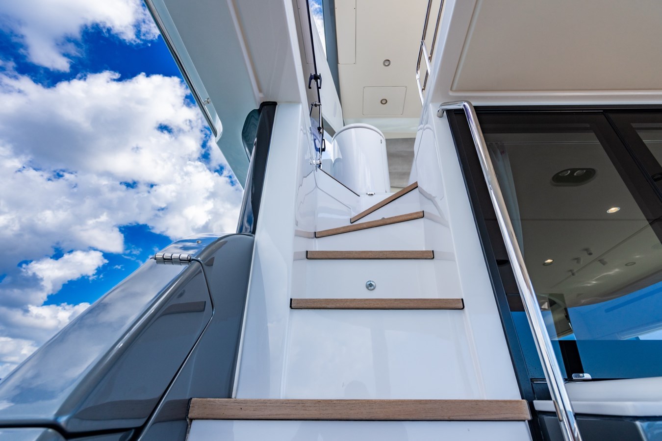 Azimut Yachts Motor Yacht EFFORTLESS For Sale