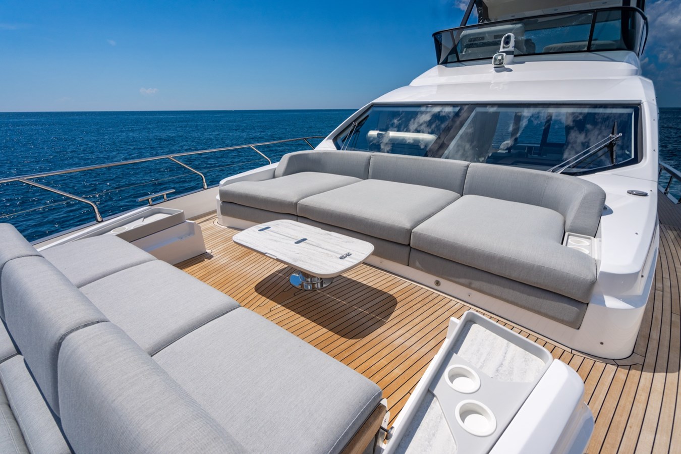Azimut Yachts Motor Yacht EFFORTLESS For Sale