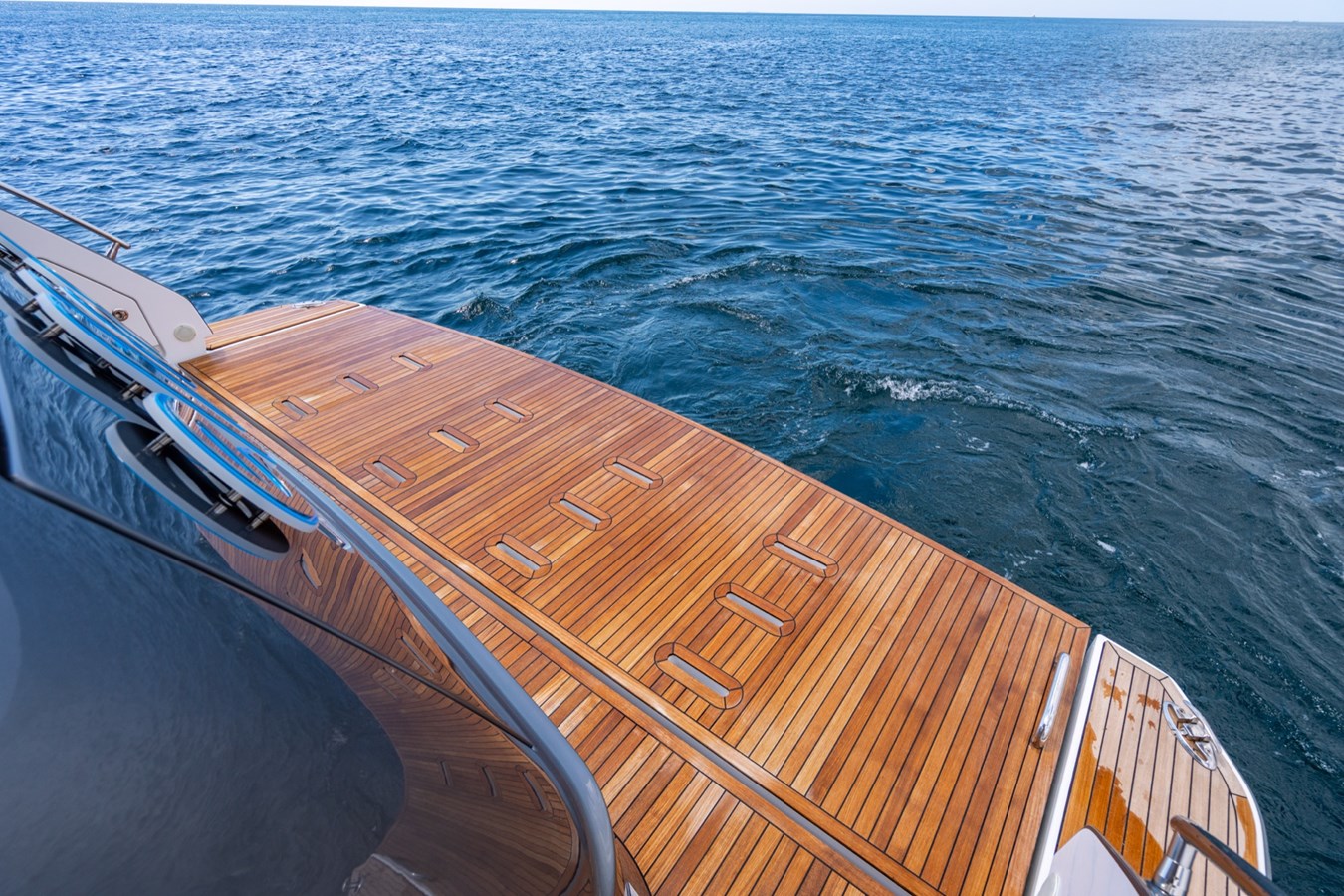 Azimut Yachts Motor Yacht EFFORTLESS For Sale