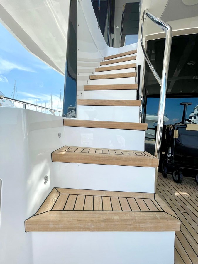Sunseeker Motor Yacht SU For Sale