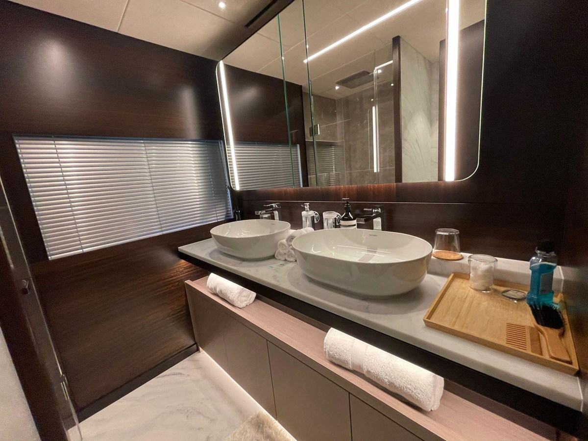 Sunseeker Motor Yacht SU For Sale