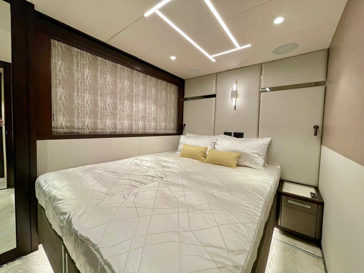 Sunseeker Motor Yacht SU For Sale