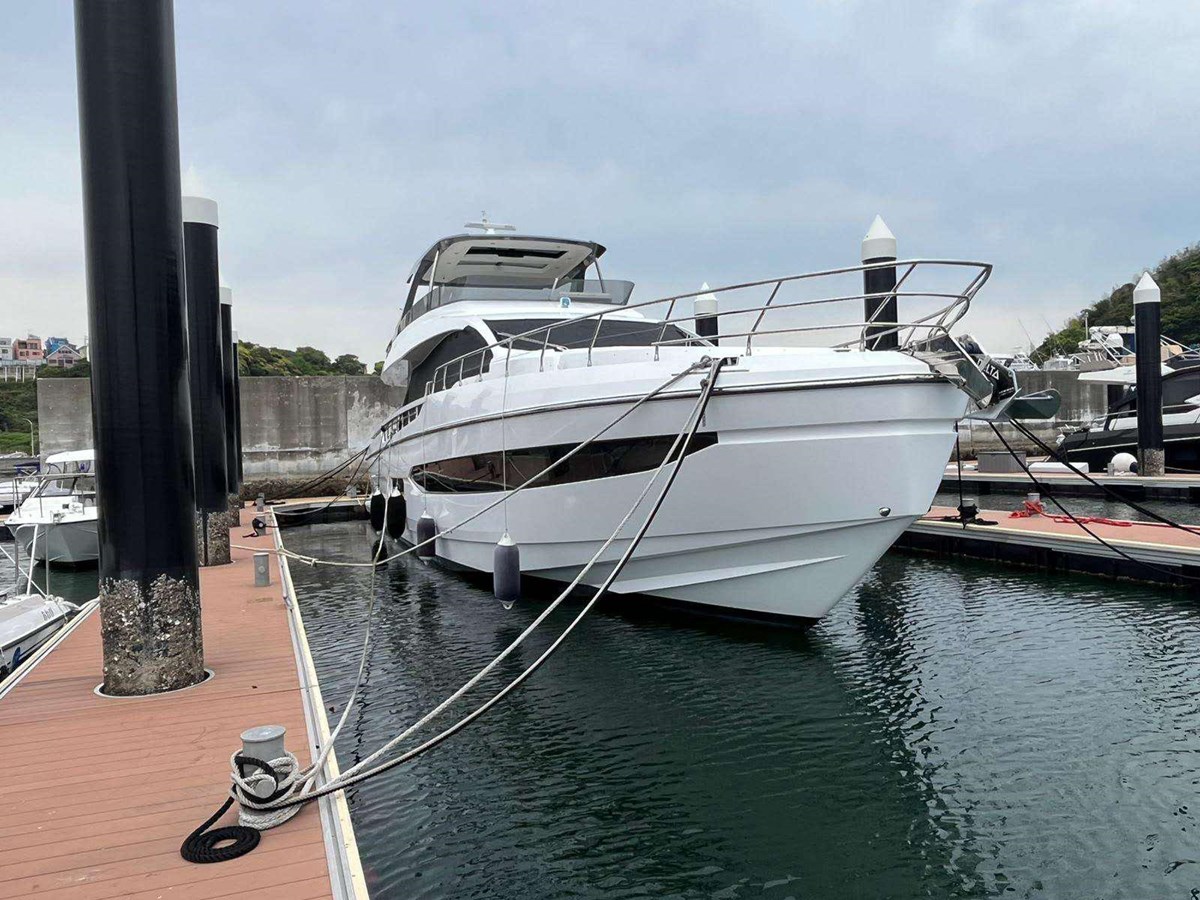 Azimut Yachts Motor Yacht Angel For Sale