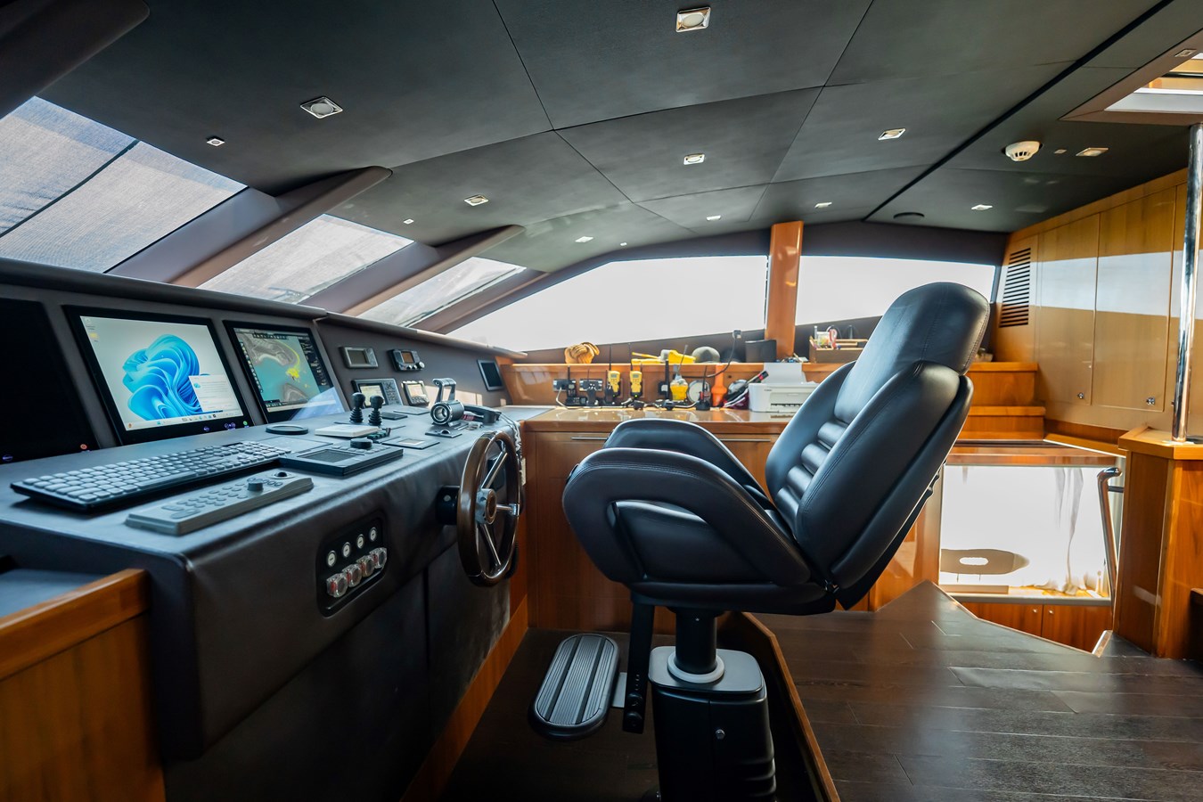 Sunseeker Motor Yacht BLUE For Sale