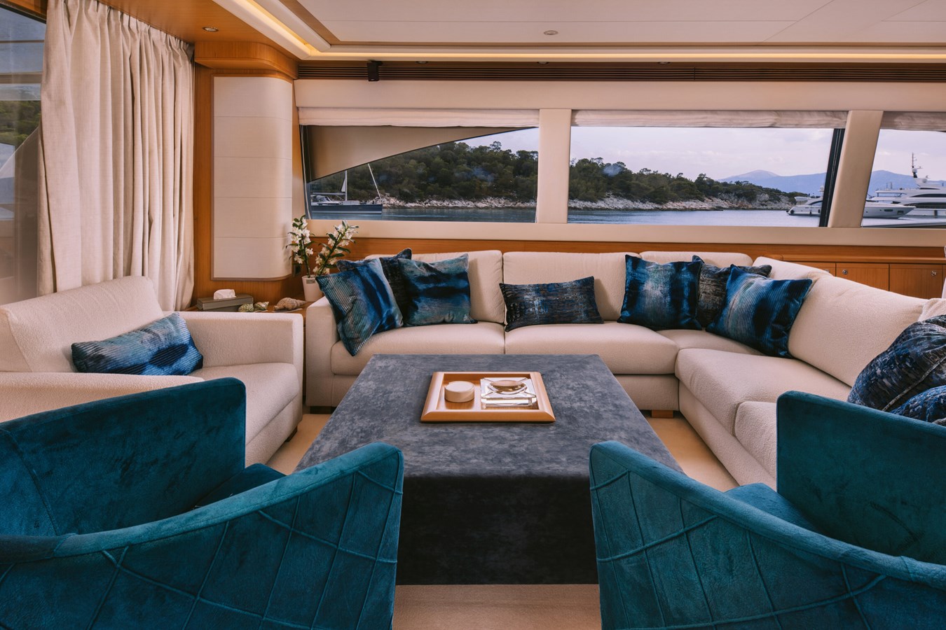 Ferretti Yachts Motor Yacht MAYBE NOT For Sale