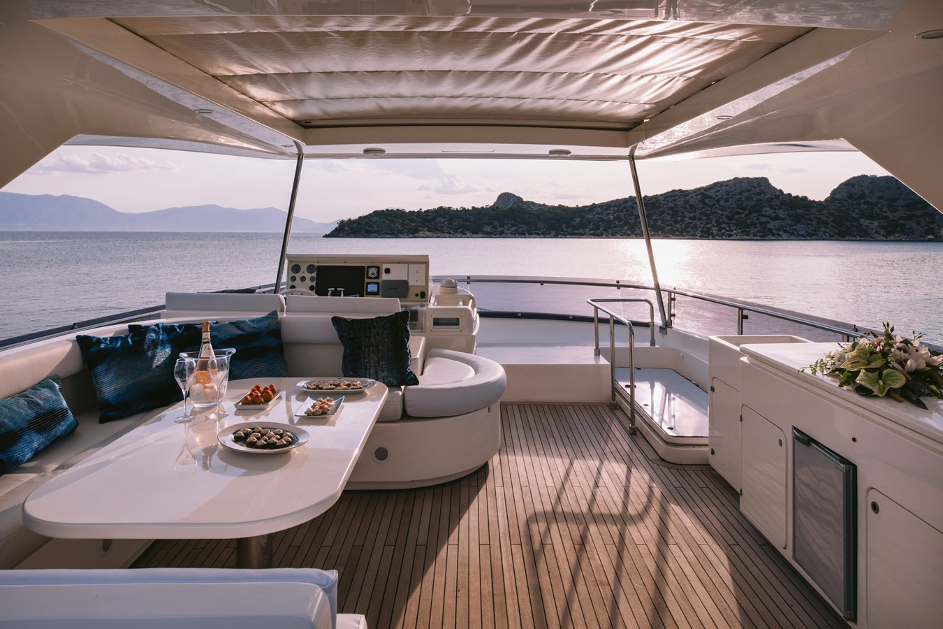 Ferretti Yachts Motor Yacht MAYBE NOT For Sale