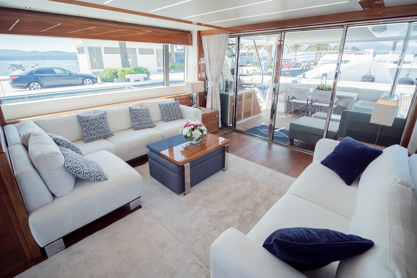 Sunseeker Motor Yacht Sunseeker 76Y For Sale