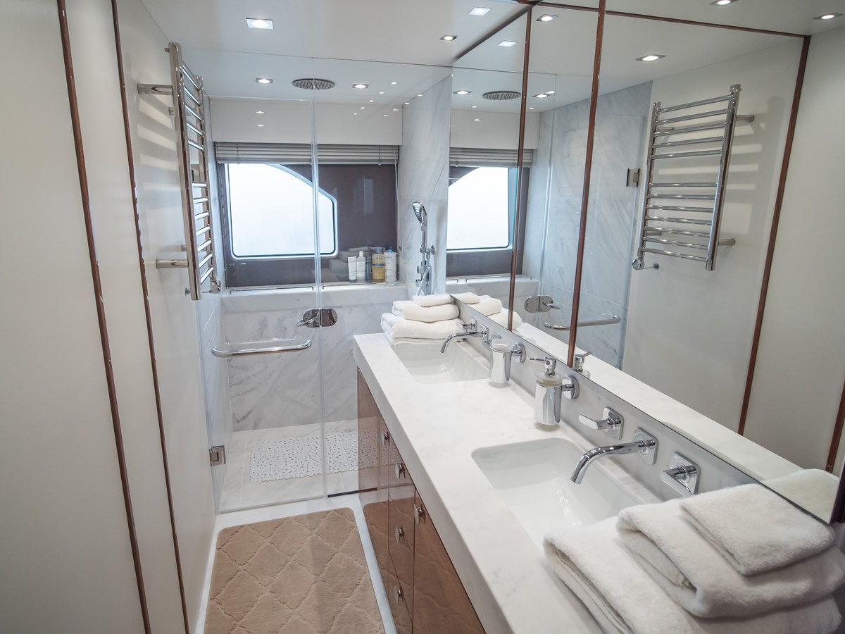 Sunseeker Motor Yacht Sunseeker 76Y For Sale