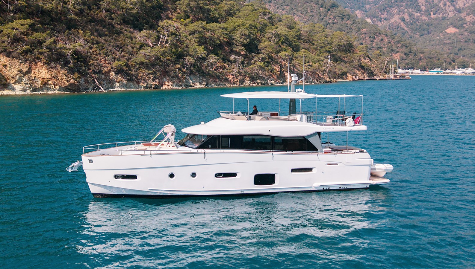 Azimut Yachts Motor Yacht AZ MAGELLANO 66 For Sale