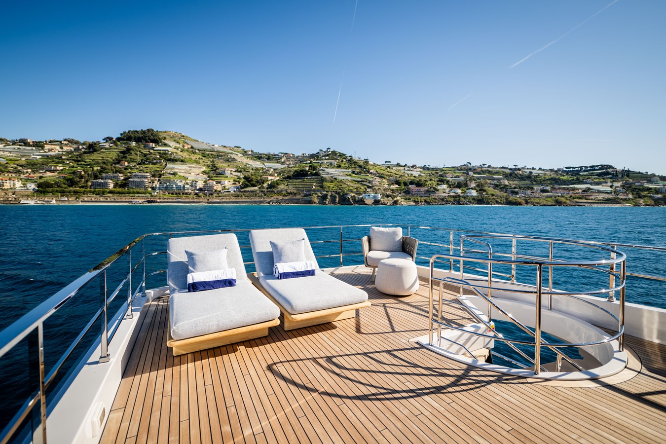 Custom Line Motor Yacht GN30 For Sale