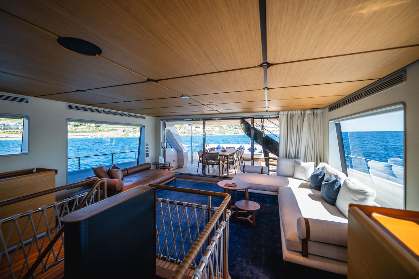 Custom Line Motor Yacht GN30 For Sale