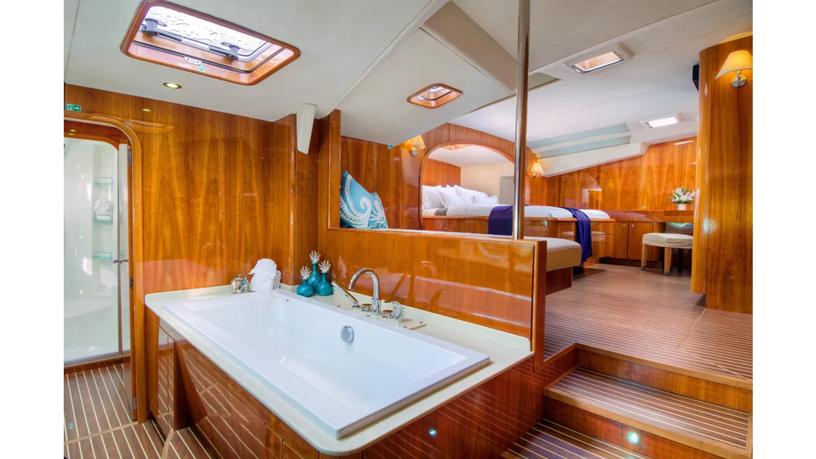 Privilege Catamaran 2010 Privilege 745 For Sale