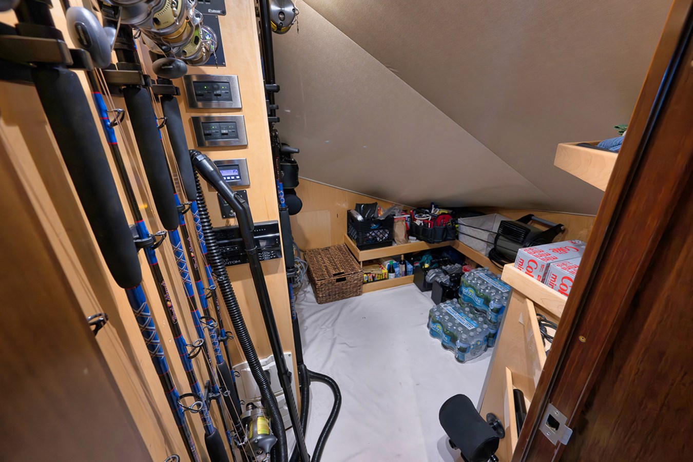 Viking Sport Fisherman REEL HAWK For Sale