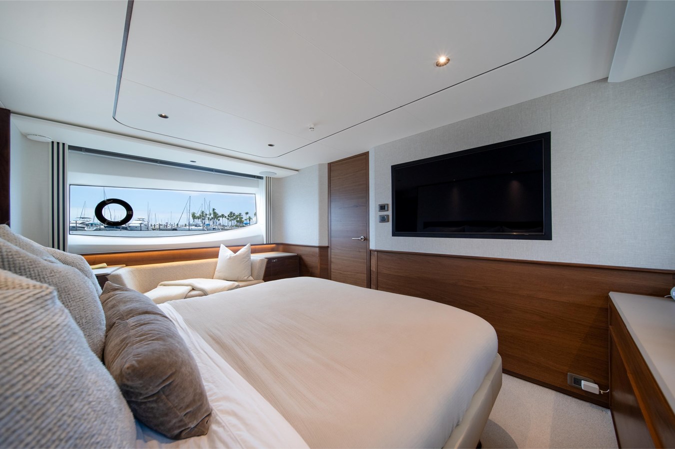 Princess Yachts Motor Yacht VIKA For Sale