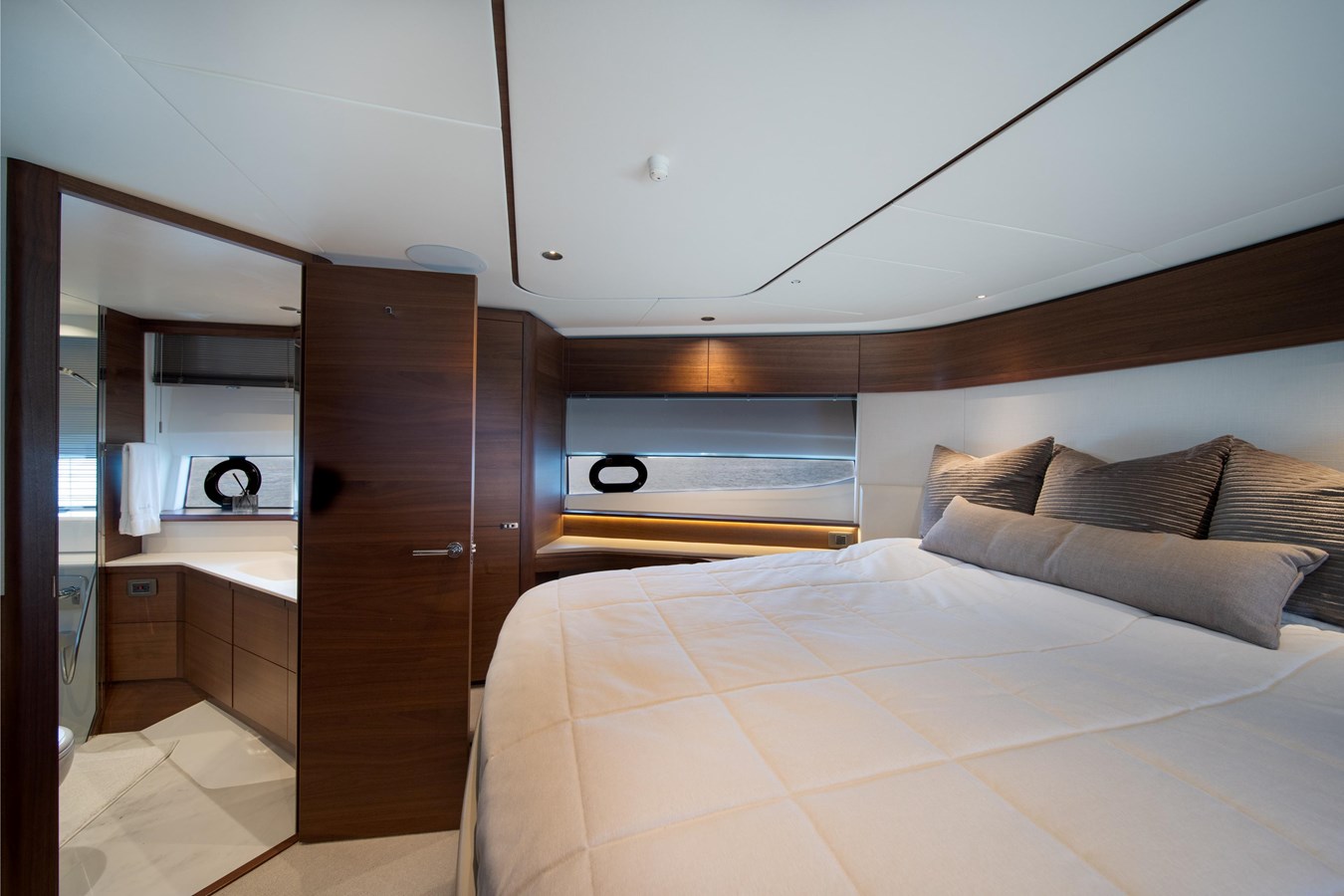 Princess Yachts Motor Yacht VIKA For Sale