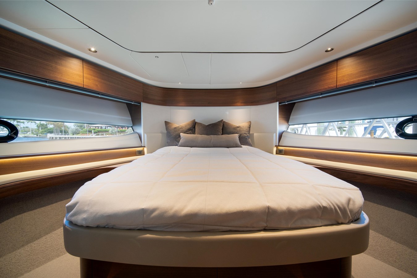 Princess Yachts Motor Yacht VIKA For Sale