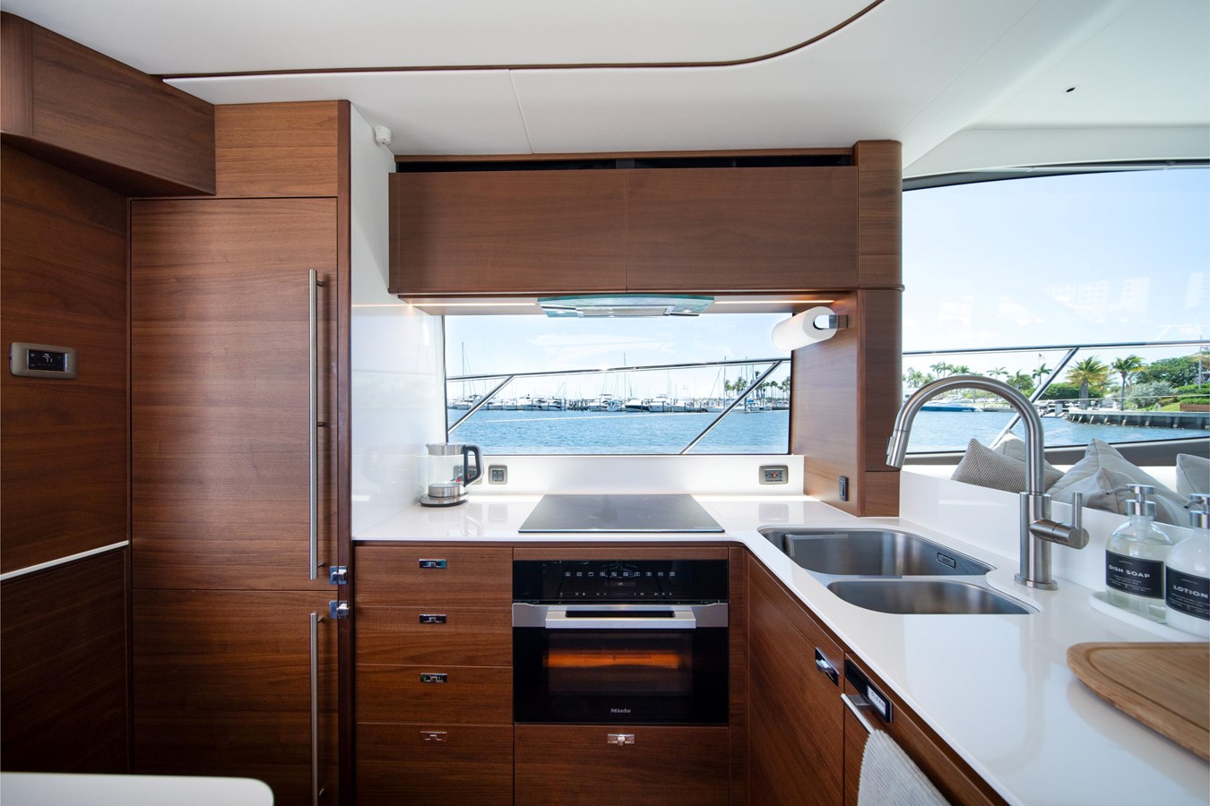 Princess Yachts Motor Yacht VIKA For Sale