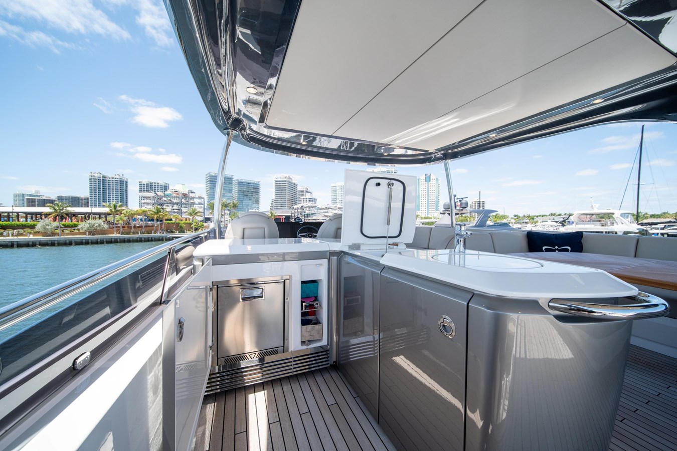 Princess Yachts Motor Yacht VIKA For Sale