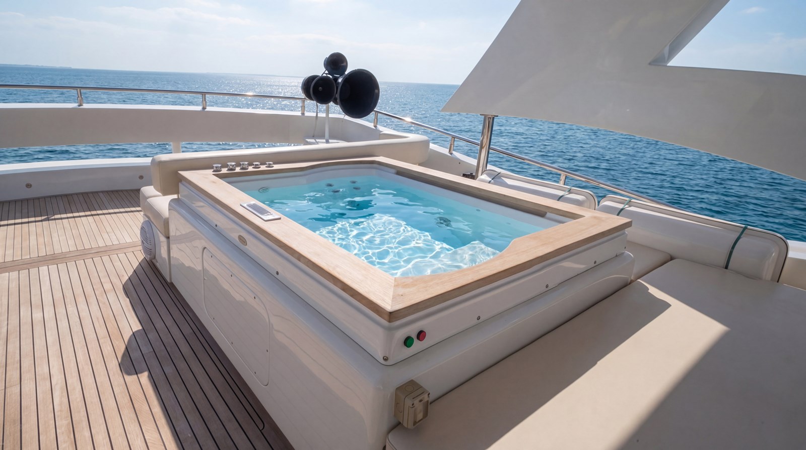 Aicon Yachts Motor Yacht Onyx For Sale