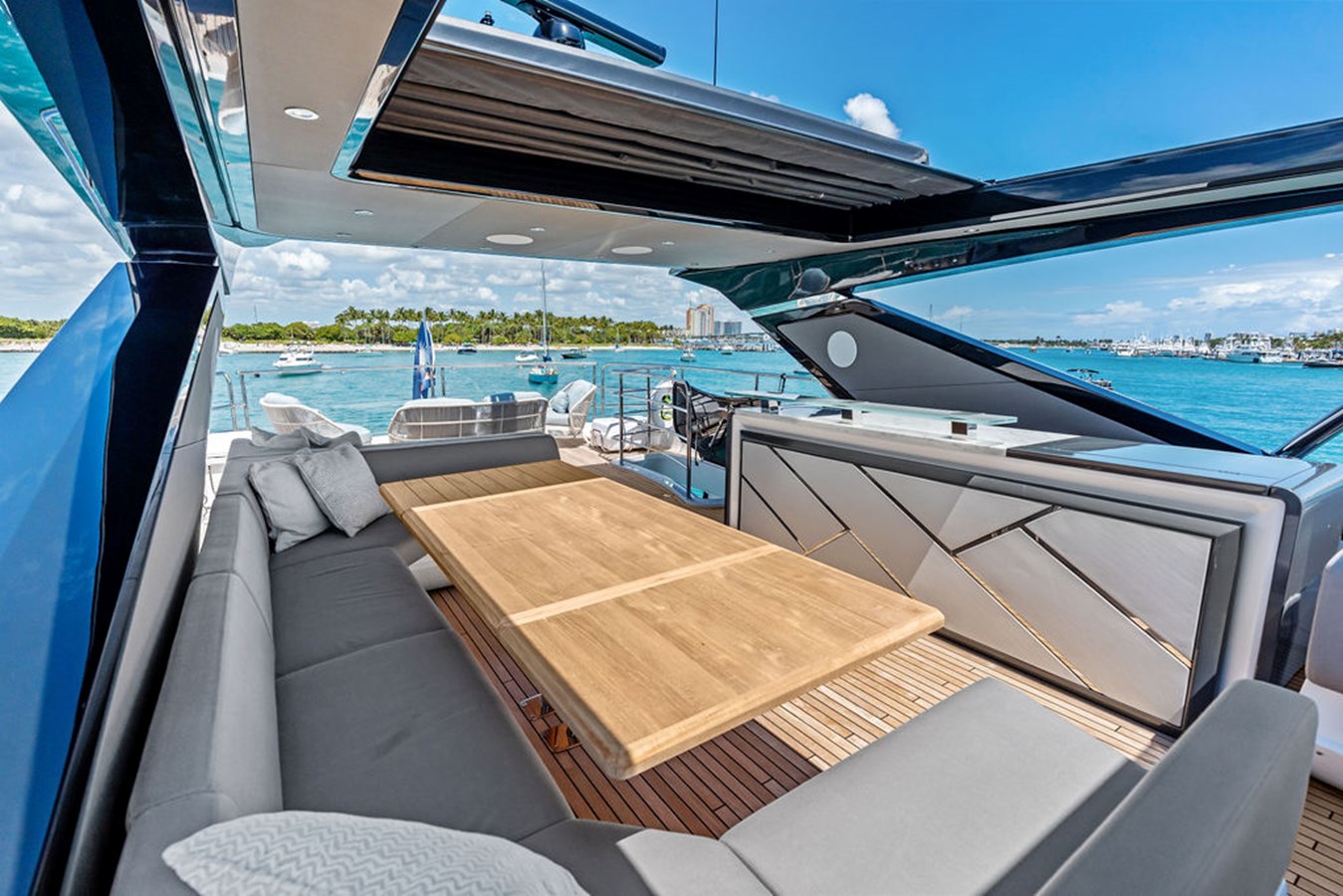 Sunseeker Motor Yacht Dolce Far Niente For Sale
