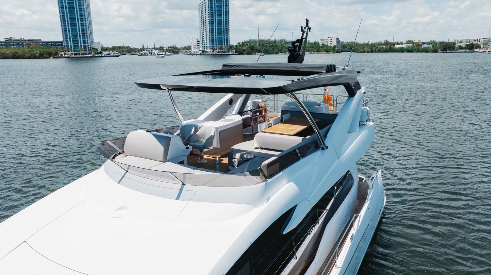 Sunseeker Motor Yacht MILAMO For Sale