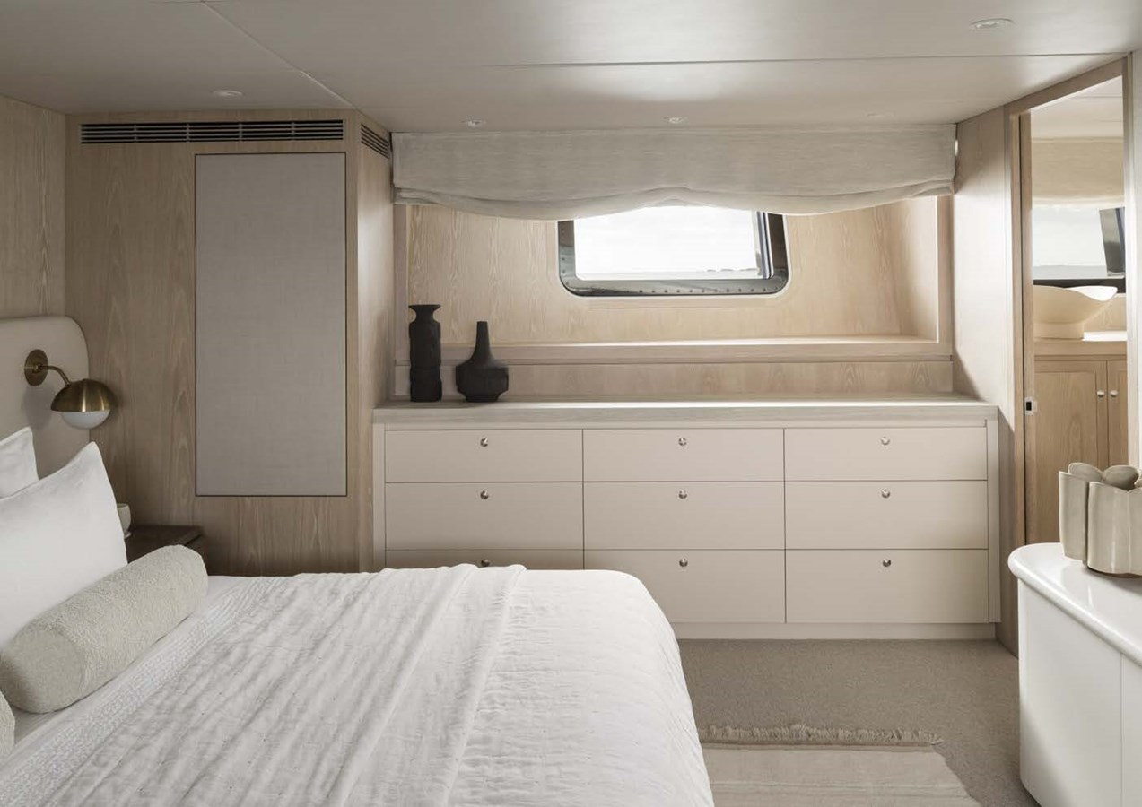 Alloy Yachts Nz Motor Yacht AKIKO For Sale