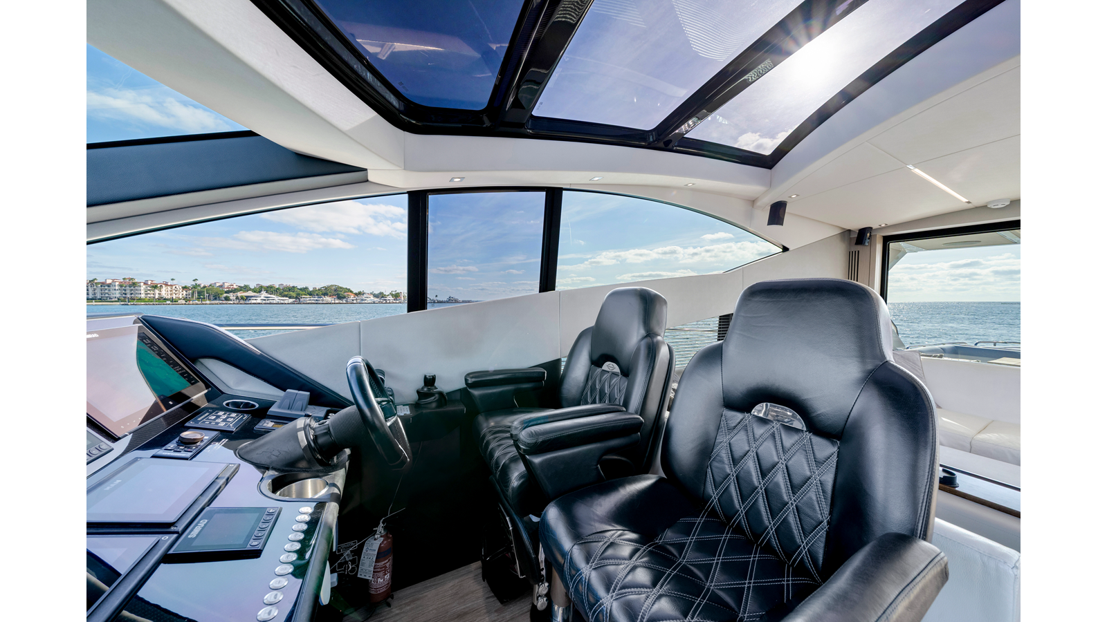Sunseeker Motor Yacht Gravitas For Sale