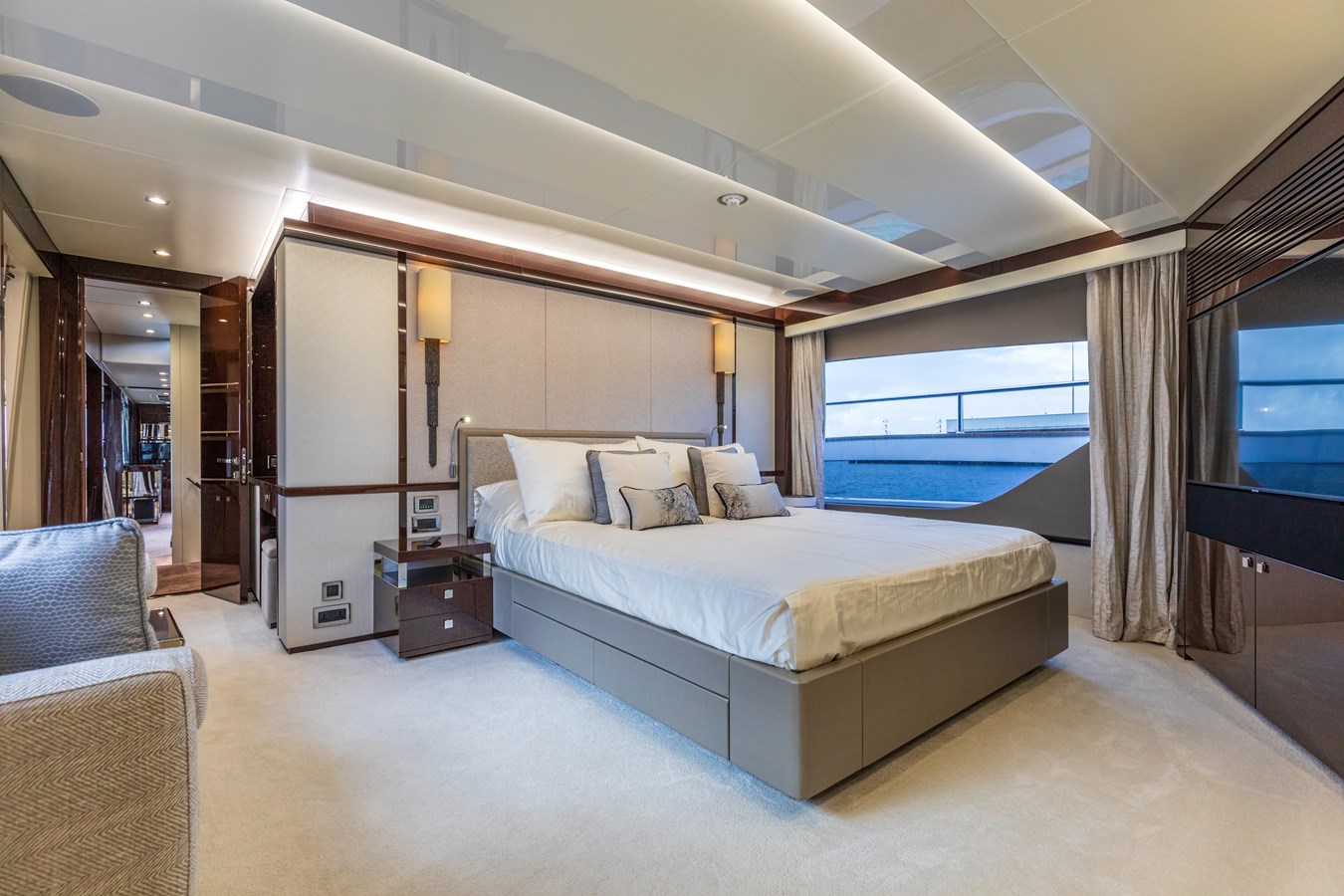 Sunseeker Motor Yacht CLOUDIA For Sale