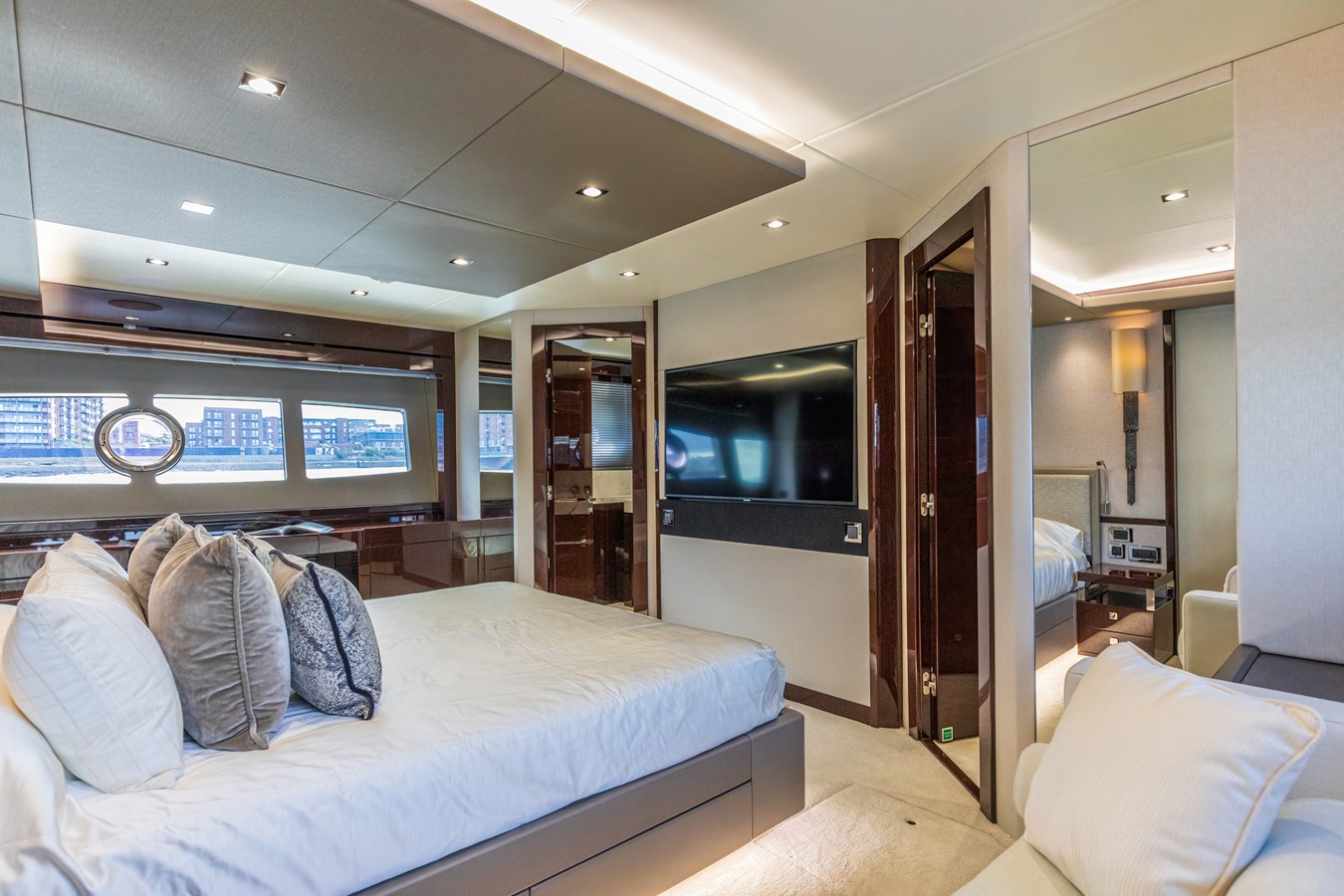 Sunseeker Motor Yacht CLOUDIA For Sale