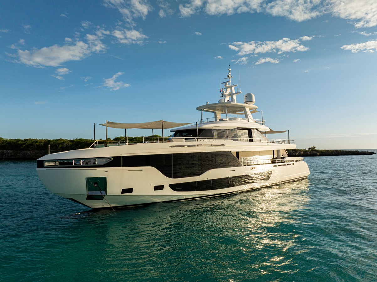 Azimut Yachts Motor Yacht LUZ DE MAR For Sale
