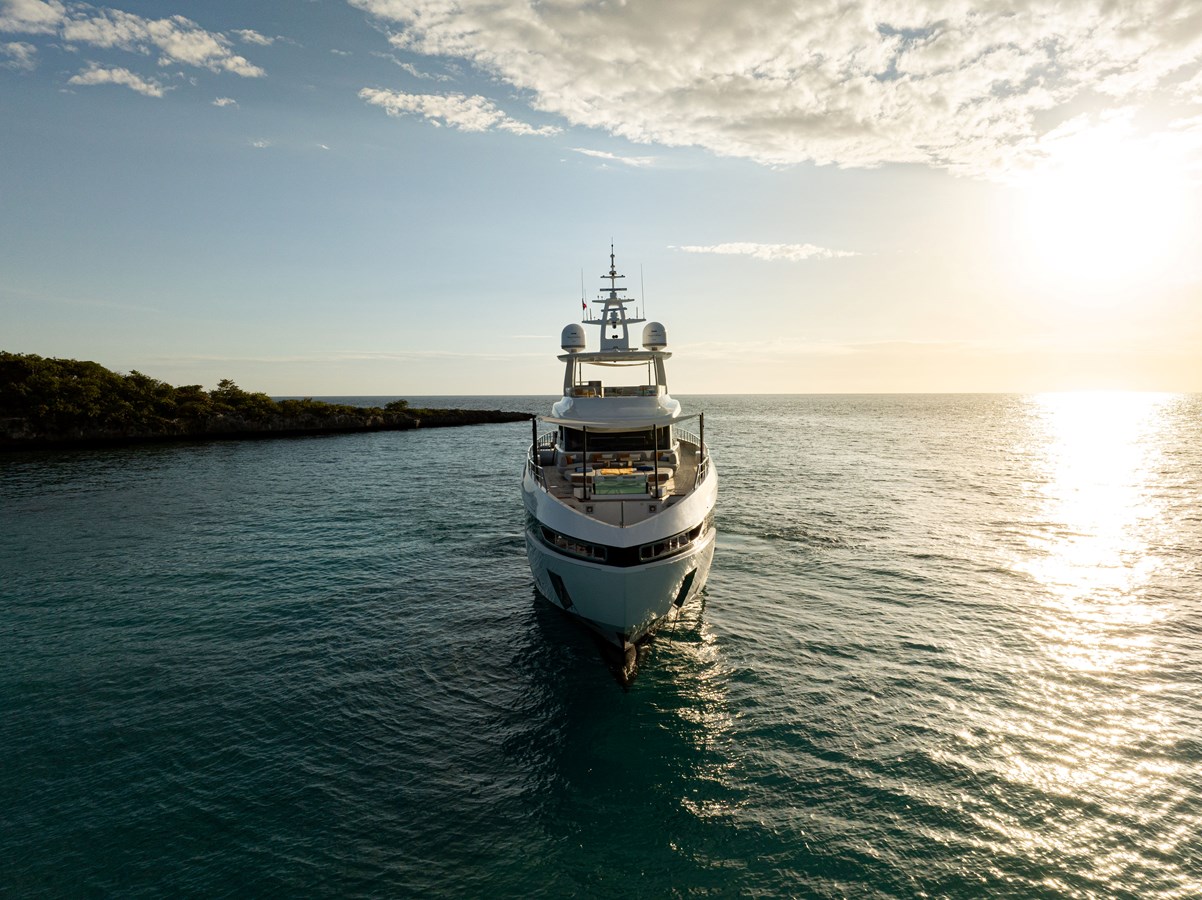 Azimut Yachts Motor Yacht LUZ DE MAR For Sale