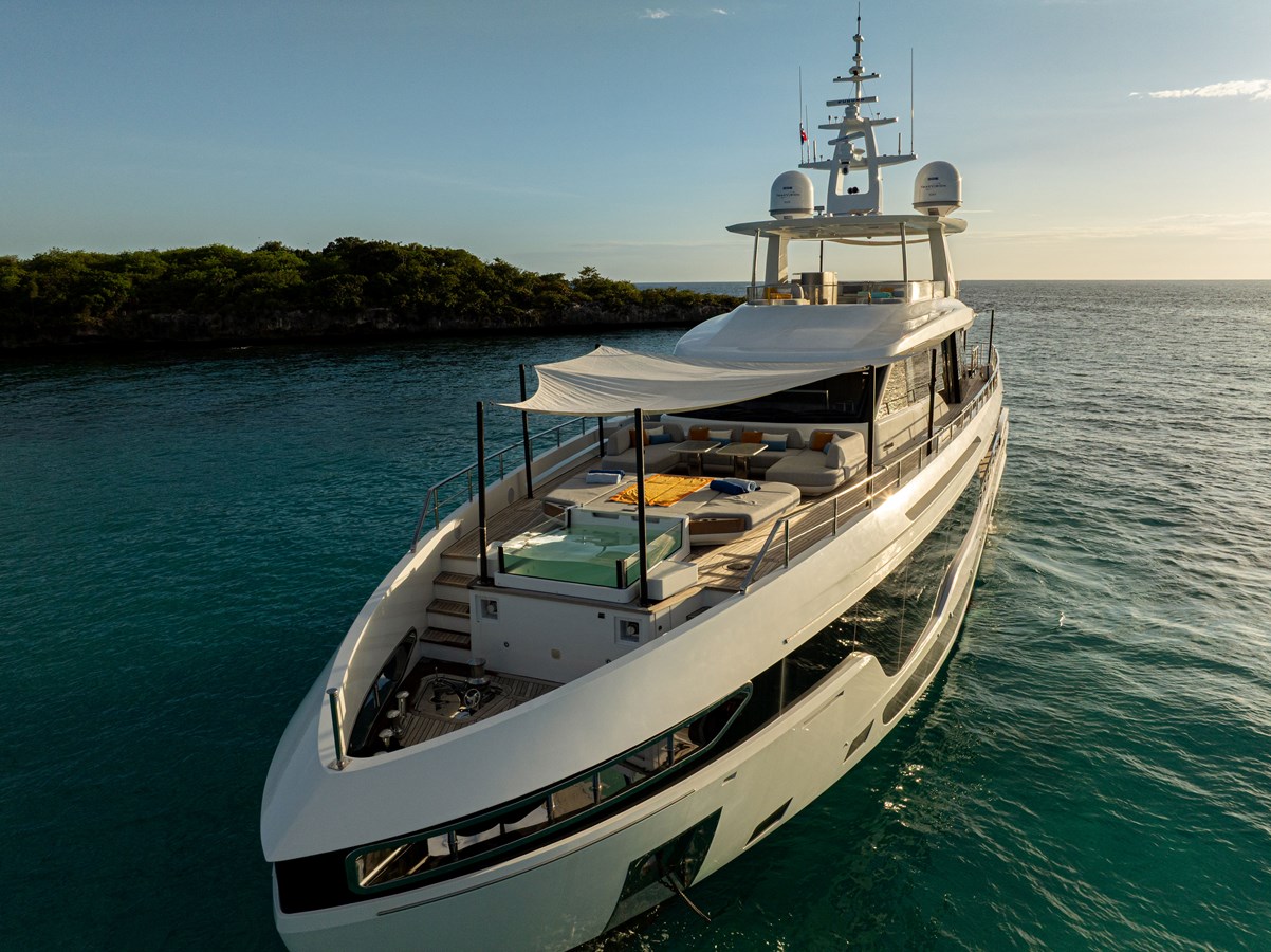 Azimut Yachts Motor Yacht LUZ DE MAR For Sale