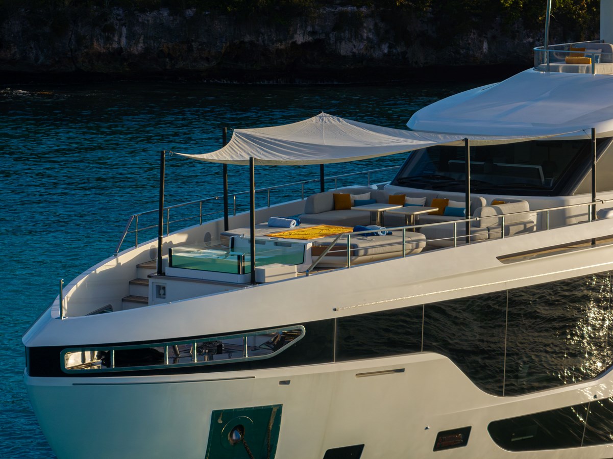 Azimut Yachts Motor Yacht LUZ DE MAR For Sale