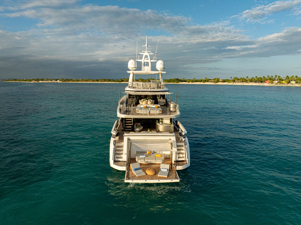 Azimut Yachts Motor Yacht LUZ DE MAR For Sale
