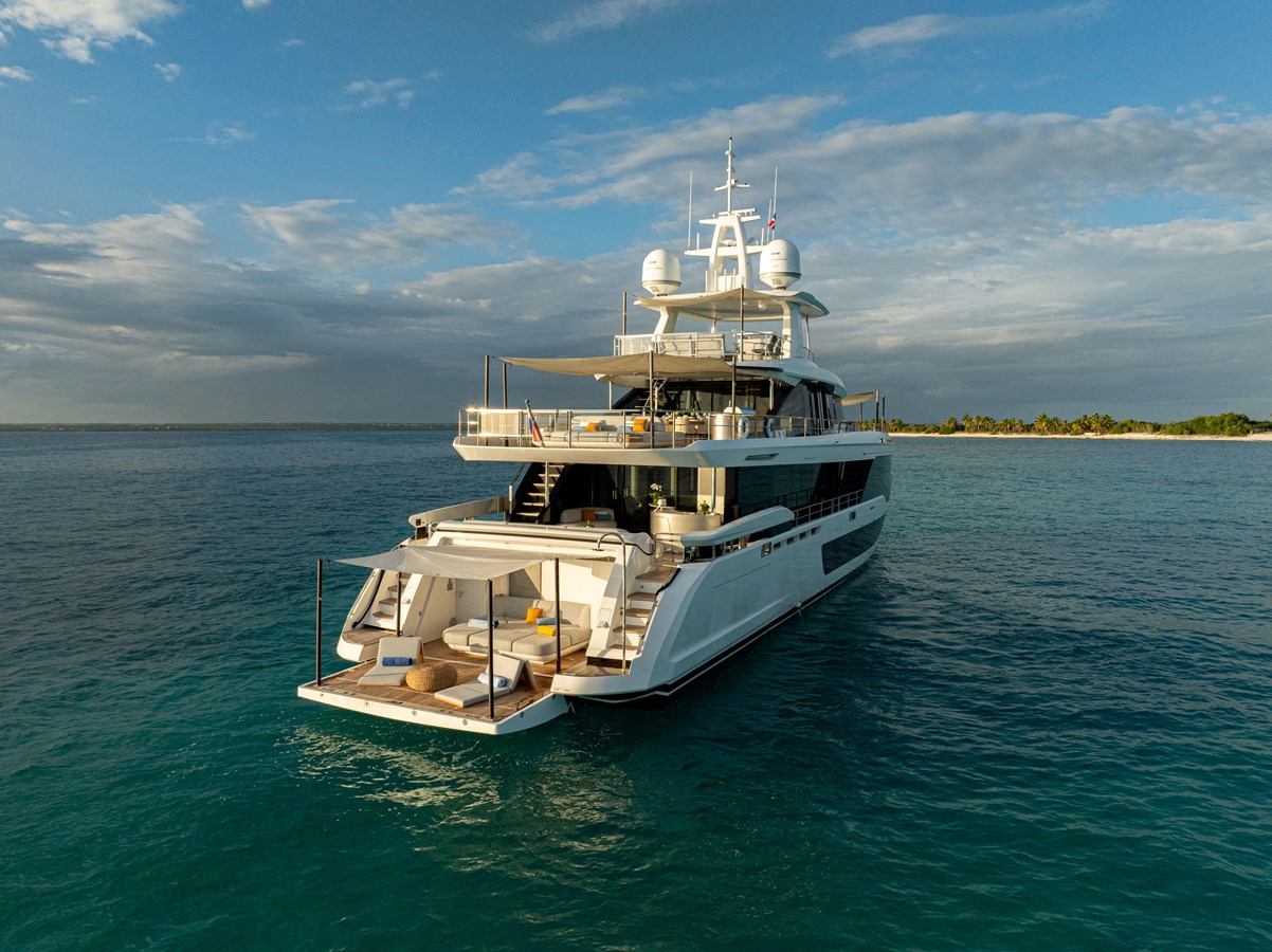 Azimut Yachts Motor Yacht LUZ DE MAR For Sale